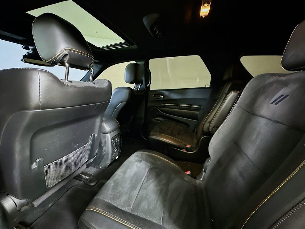 Used 2023 Dodge Durango R/T w/ Hemi Orange Plus Package RWD image 13