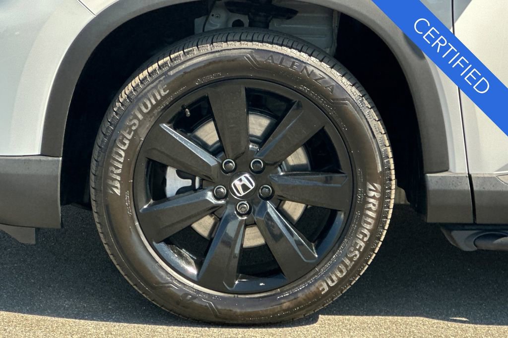 Certified 2025 Honda Pilot Black Edition image 35