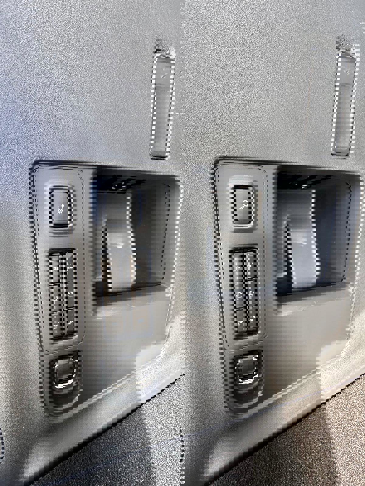 New 2025 Ford Expedition Max Platinum w/ Driver's Package image 9