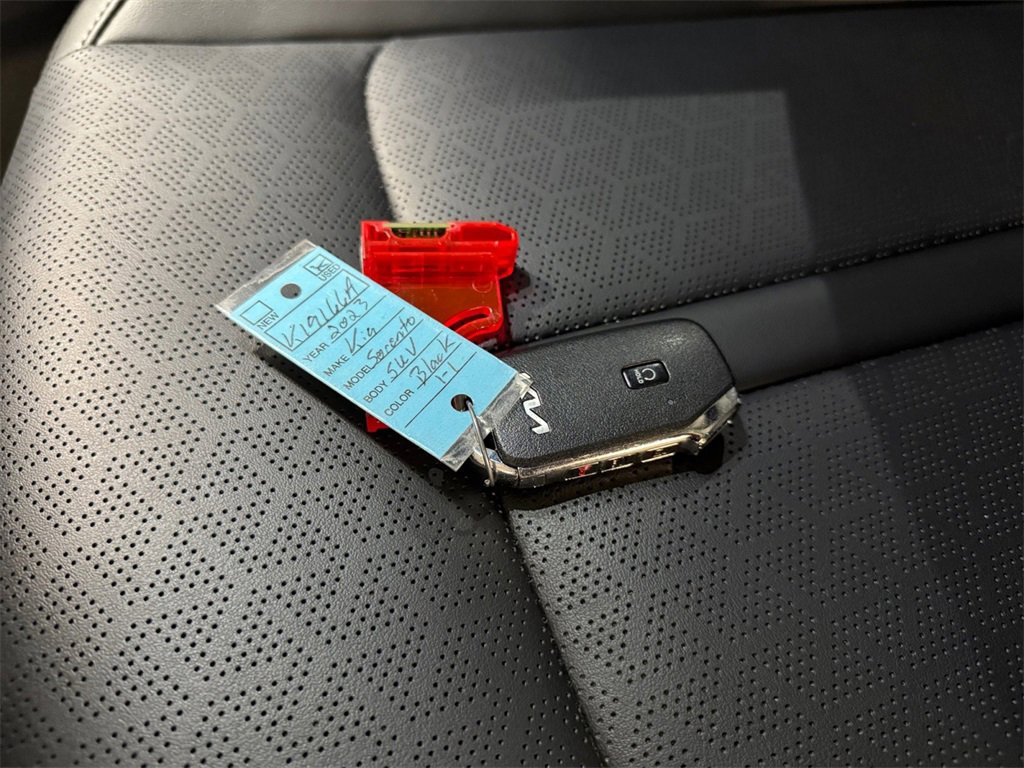 Certified 2023 Kia Sorento X-Line EX image 32