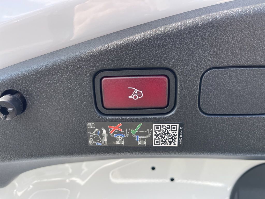 New 2026 Mercedes-Benz CLE 300 4MATIC Cabriolet image 12