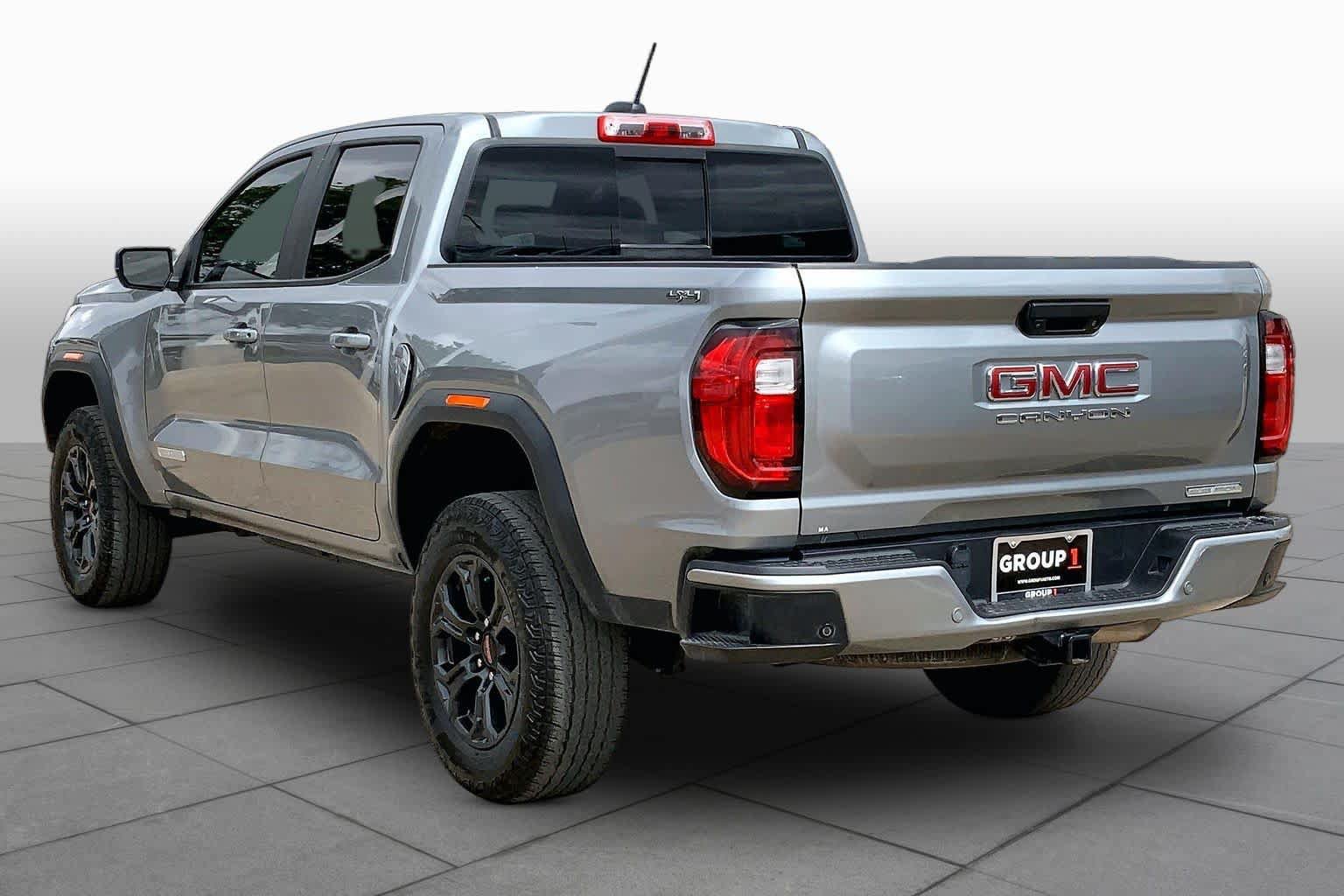 Used 2025 GMC Canyon Elevation w/ Convenience Package AWD/4WD image 12