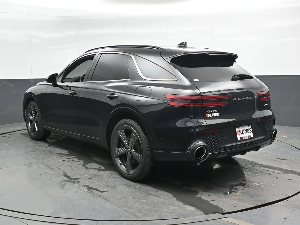 Used 2023 Genesis GV70 3.5T Sport w/ Sport Prestige Package image 10