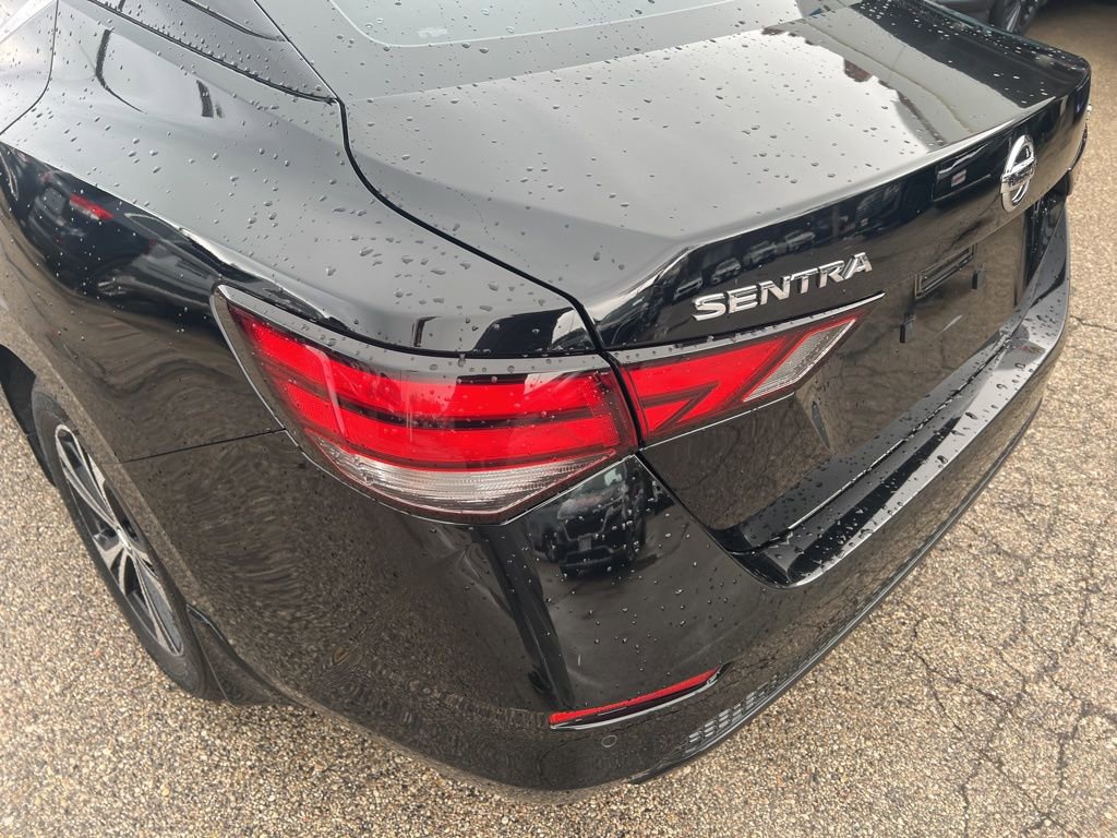 Used 2020 Nissan Sentra SV image 32