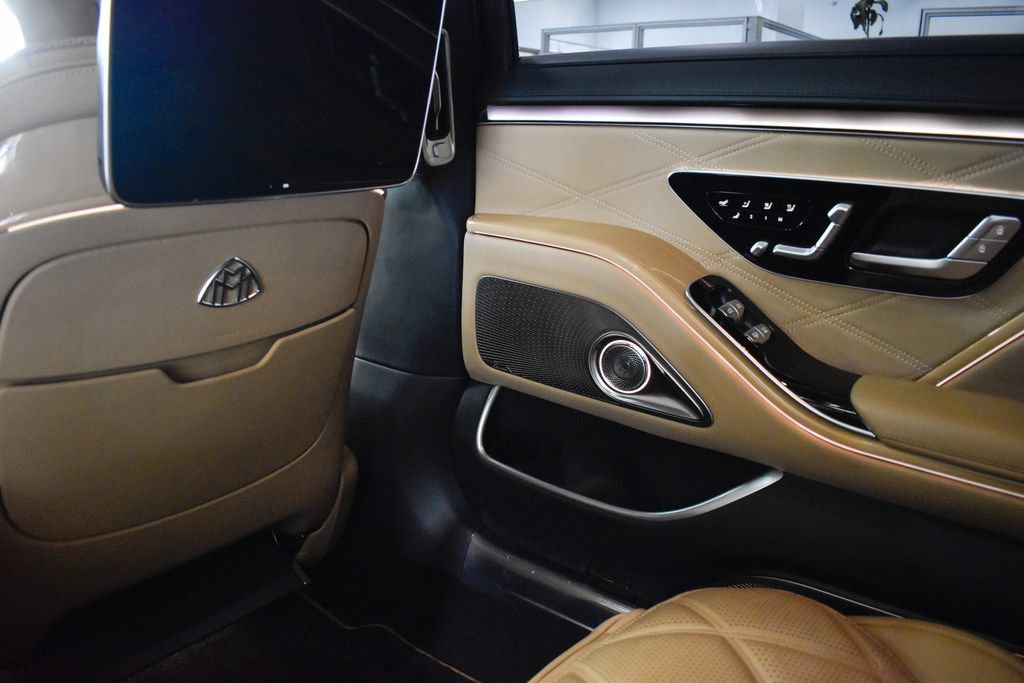 Certified 2023 Mercedes-Benz Maybach S 680 4MATIC image 33