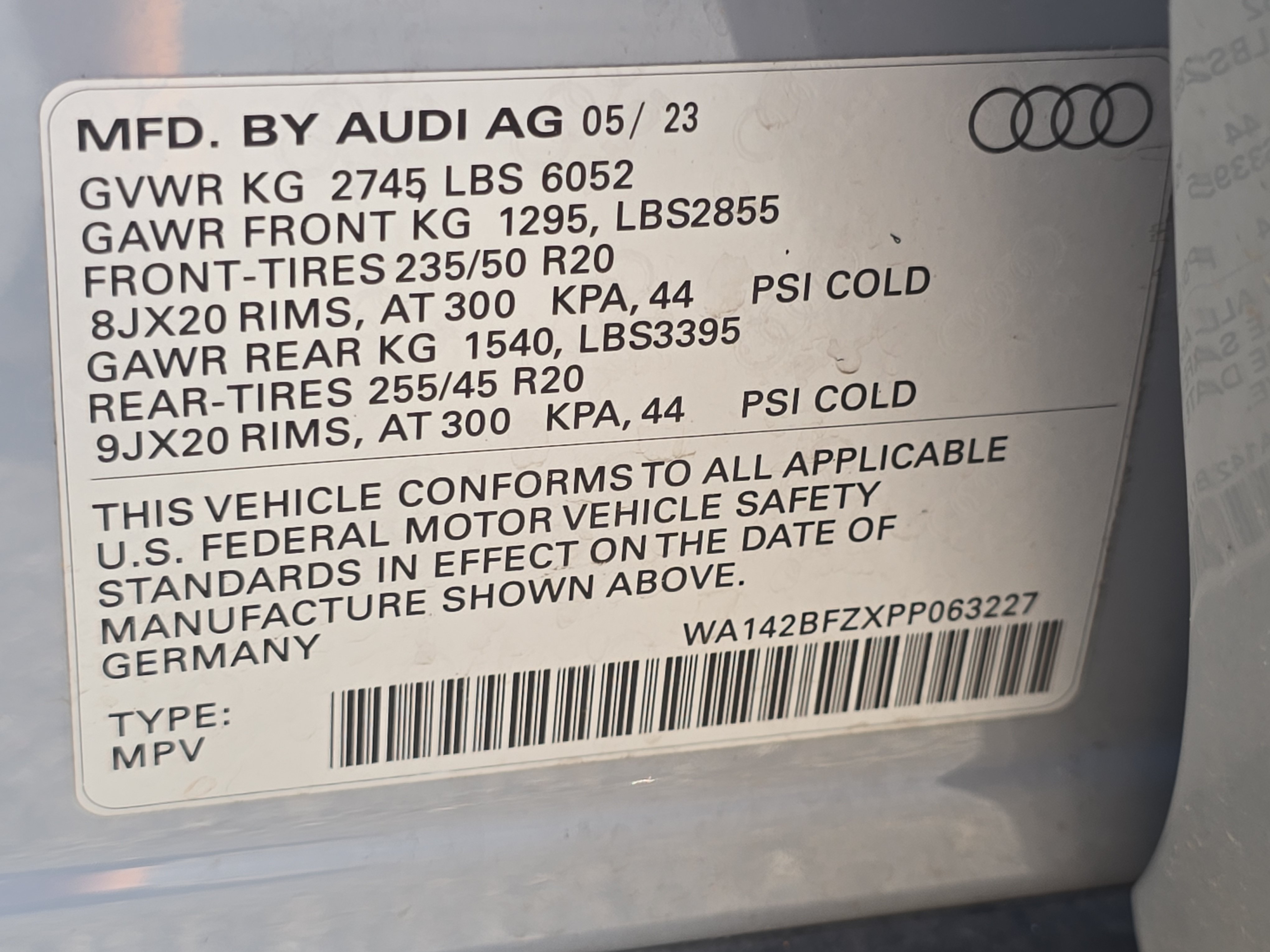 Used 2023 Audi Q4 e-tron Prestige AWD/4WD image 36