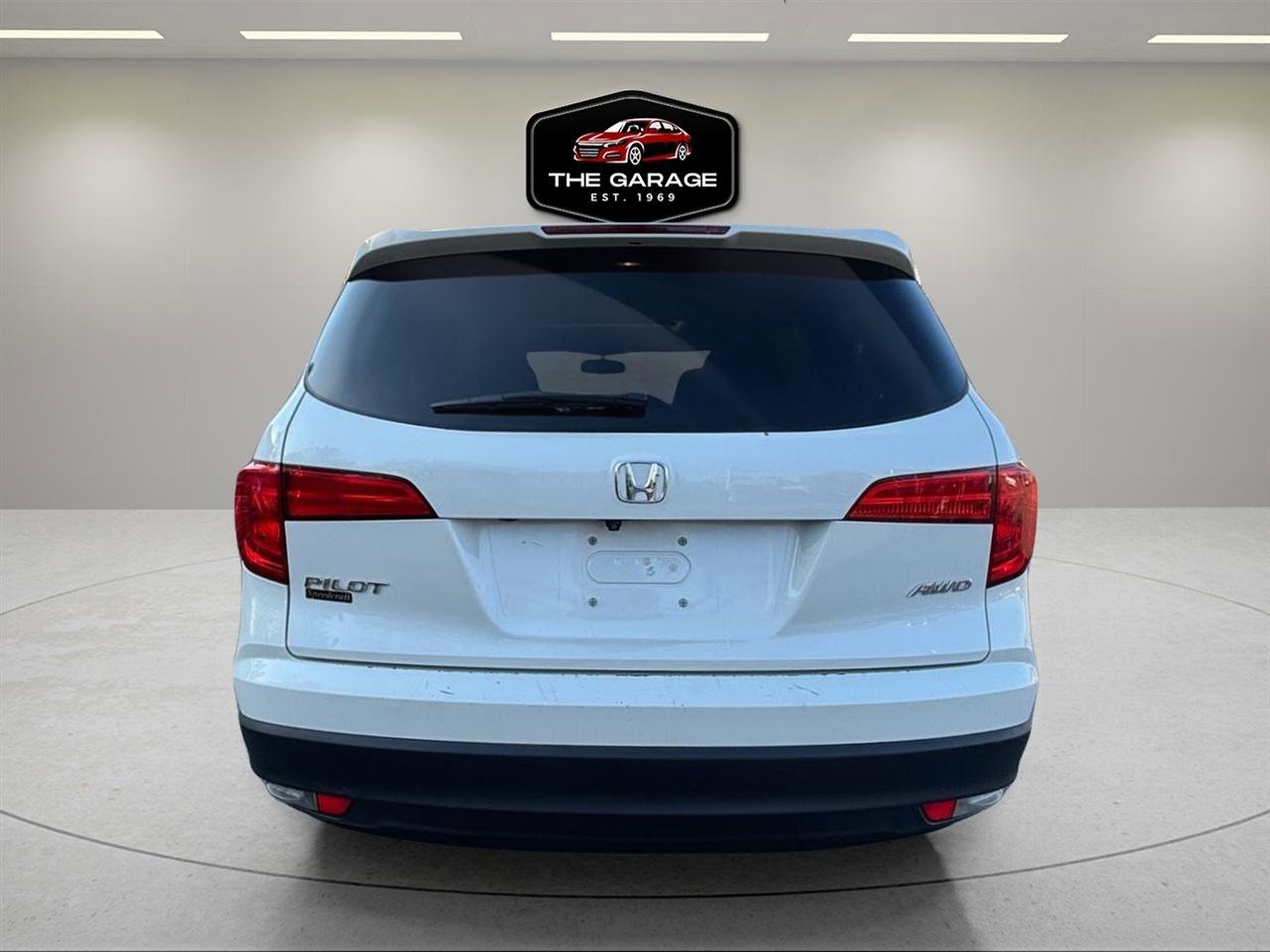 Used 2017 Honda Pilot EX-L image 4