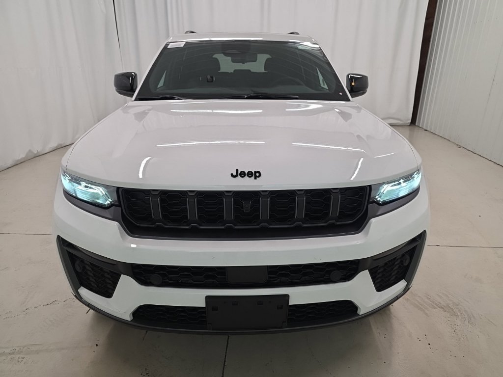 New 2026 Jeep Grand Cherokee Limited AWD/4WD image 8