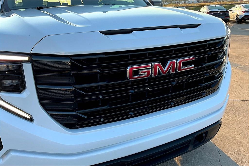 Used 2024 GMC Sierra 1500 Elevation image 37