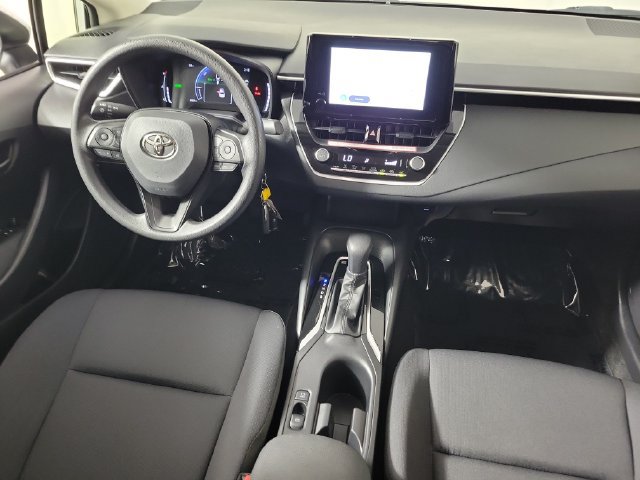 Used 2026 Toyota Corolla LE FWD image 15