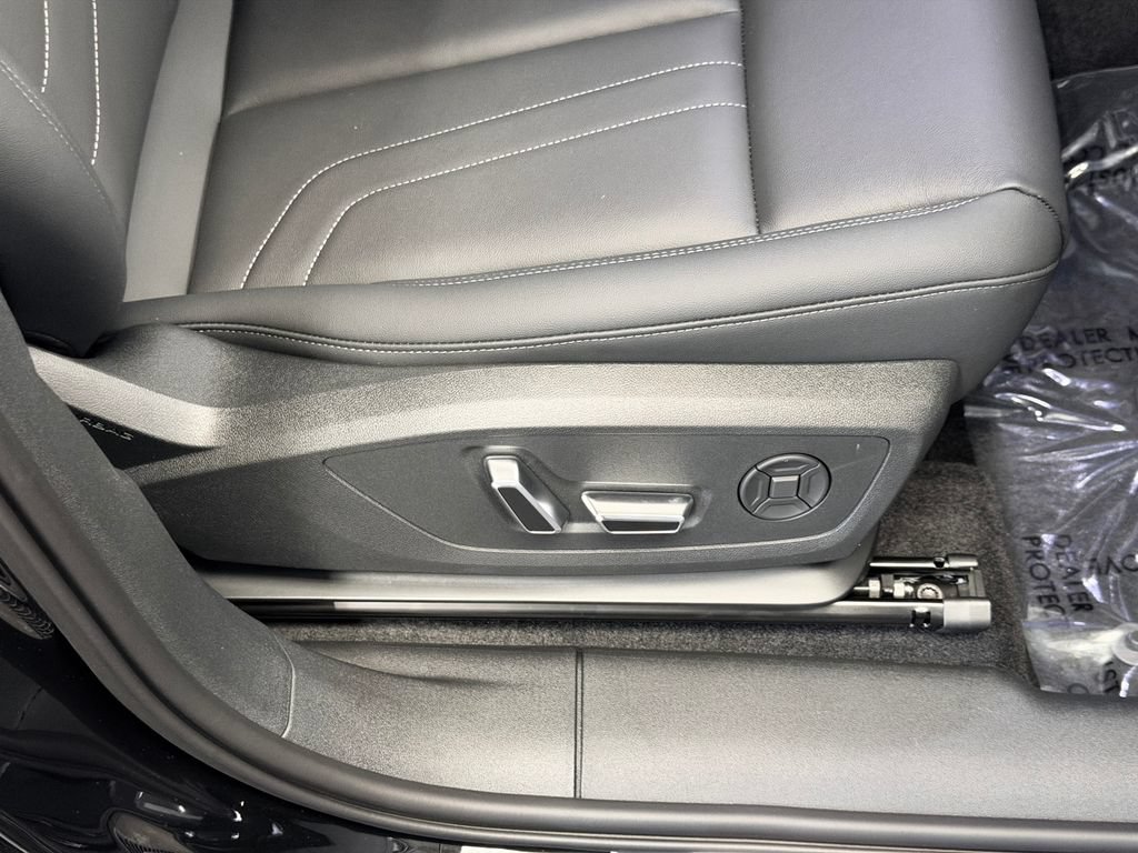 New 2026 Audi Q3 quattro 2.0T AWD/4WD image 29