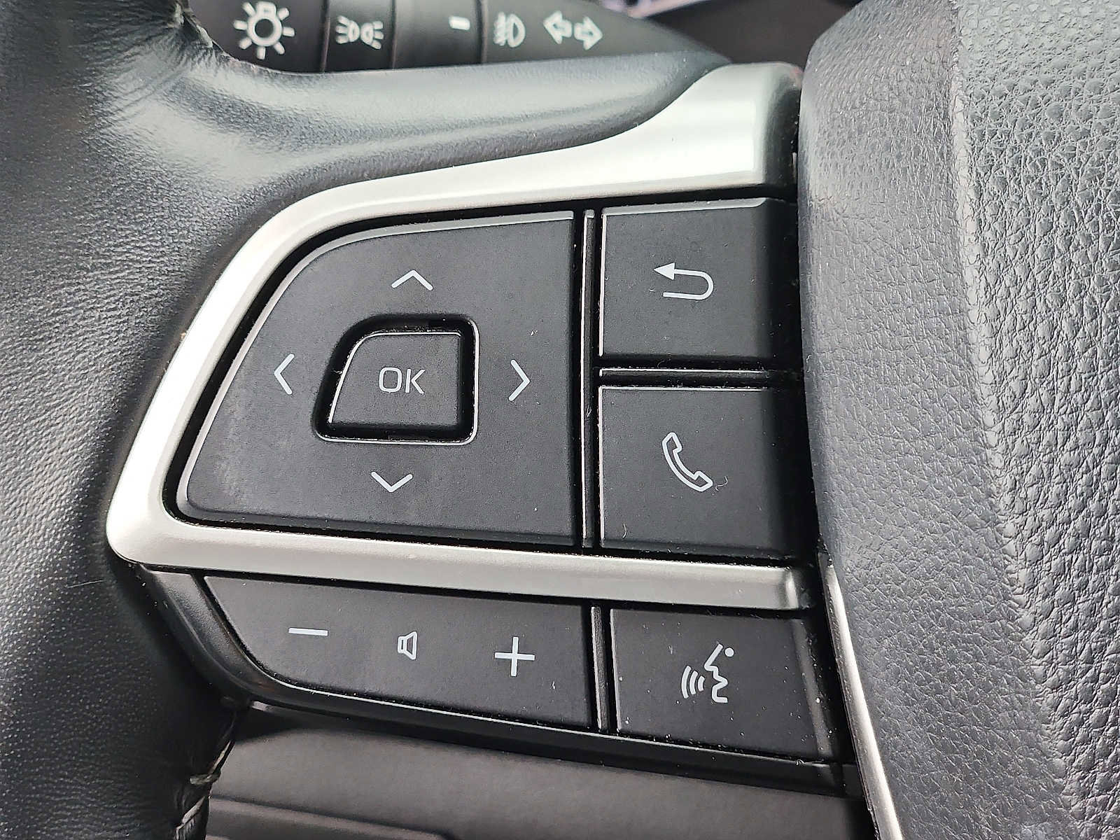 Used 2022 Toyota Highlander XSE image 21