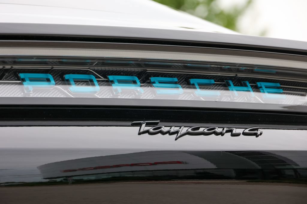 New 2026 Porsche Taycan AWD/4WD image 33