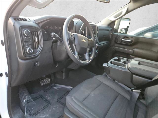 Used 2024 Chevrolet Silverado 2500 Custom w/ Custom Value Package image 11
