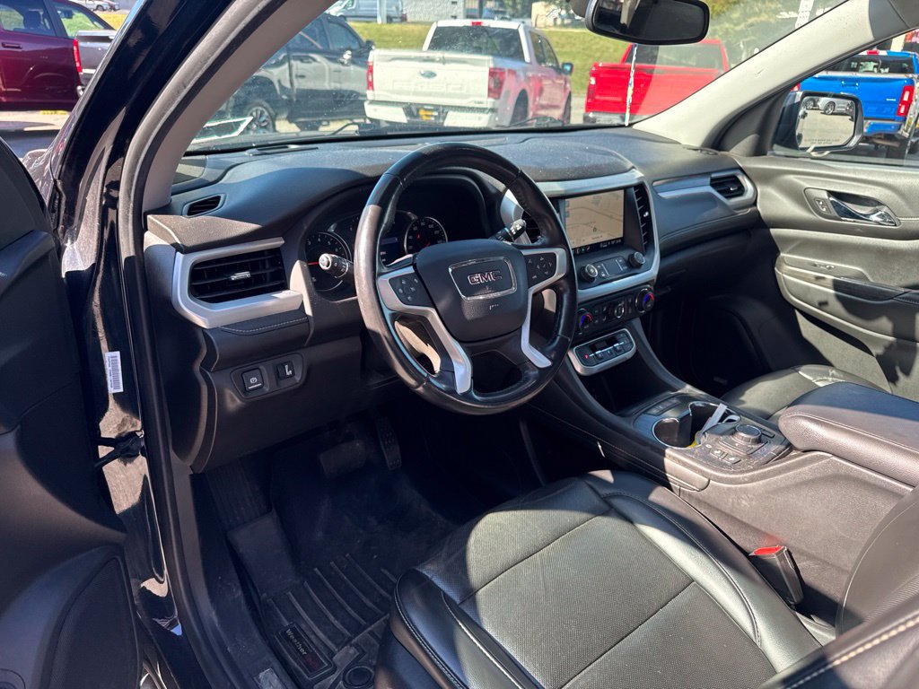 Used 2021 GMC Acadia SLT AWD/4WD image 13
