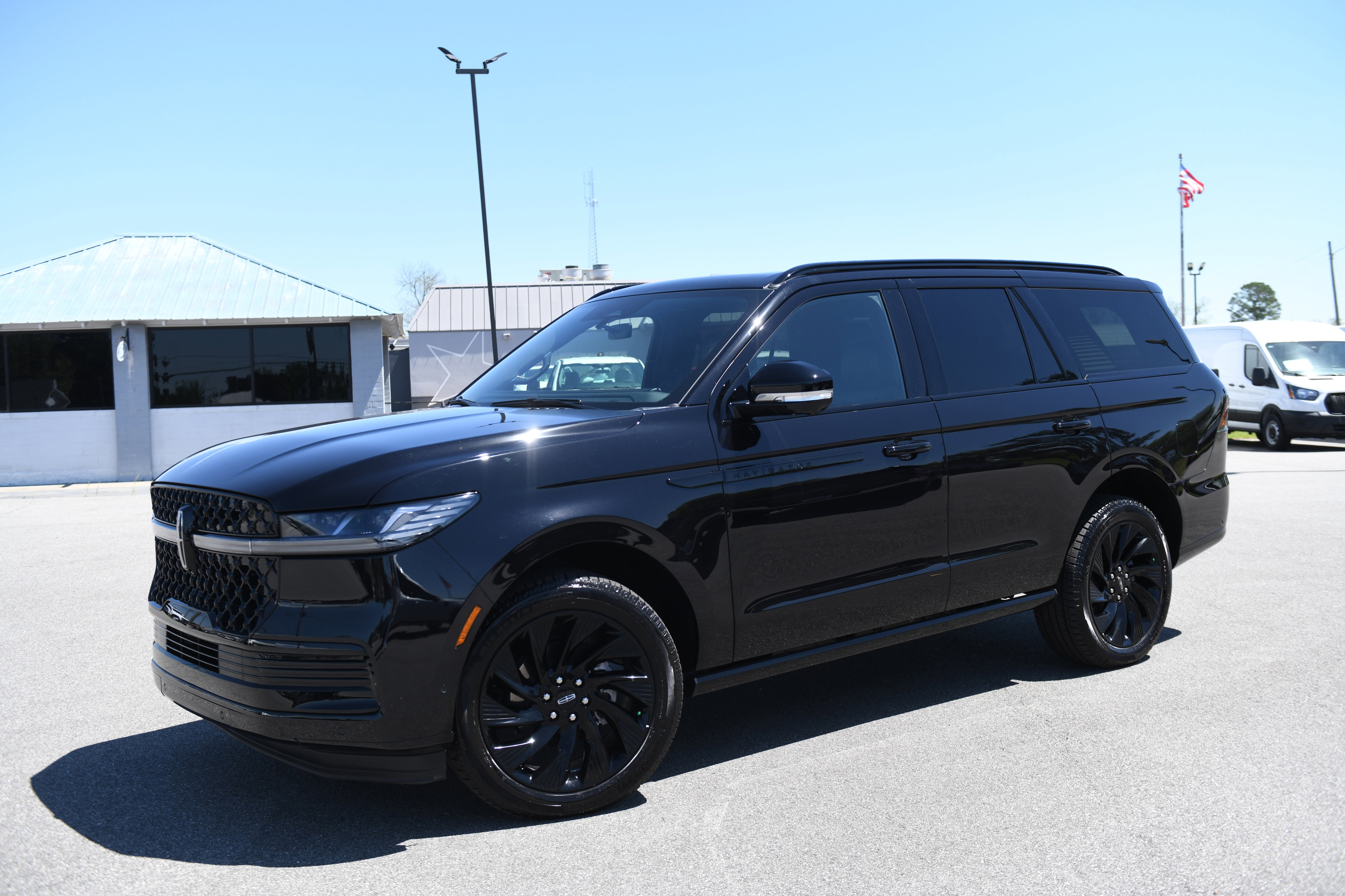 Used 2025 Lincoln Navigator Reserve w/ Jet Appearance Package image 7