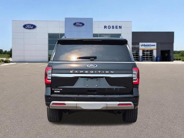 Certified 2023 Ford Expedition Platinum AWD/4WD image 4