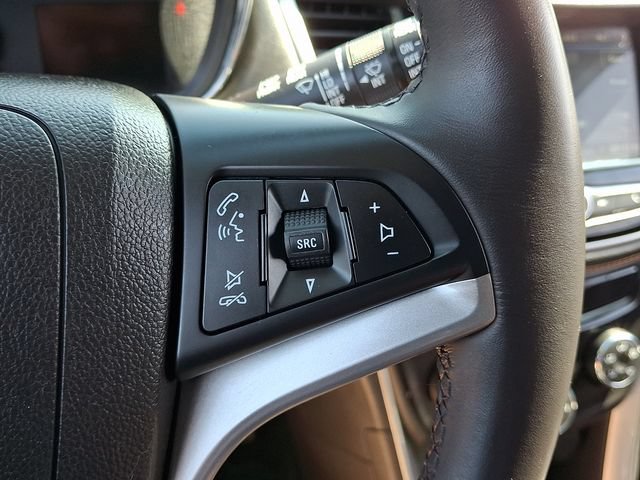 Used 2019 Chevrolet Trax LT w/ LT Convenience Package FWD image 21