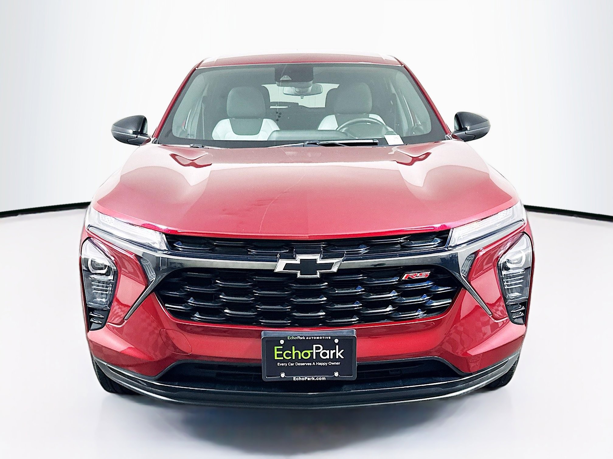 Used 2024 Chevrolet Trax RS w/ Driver Confidence Package image 2