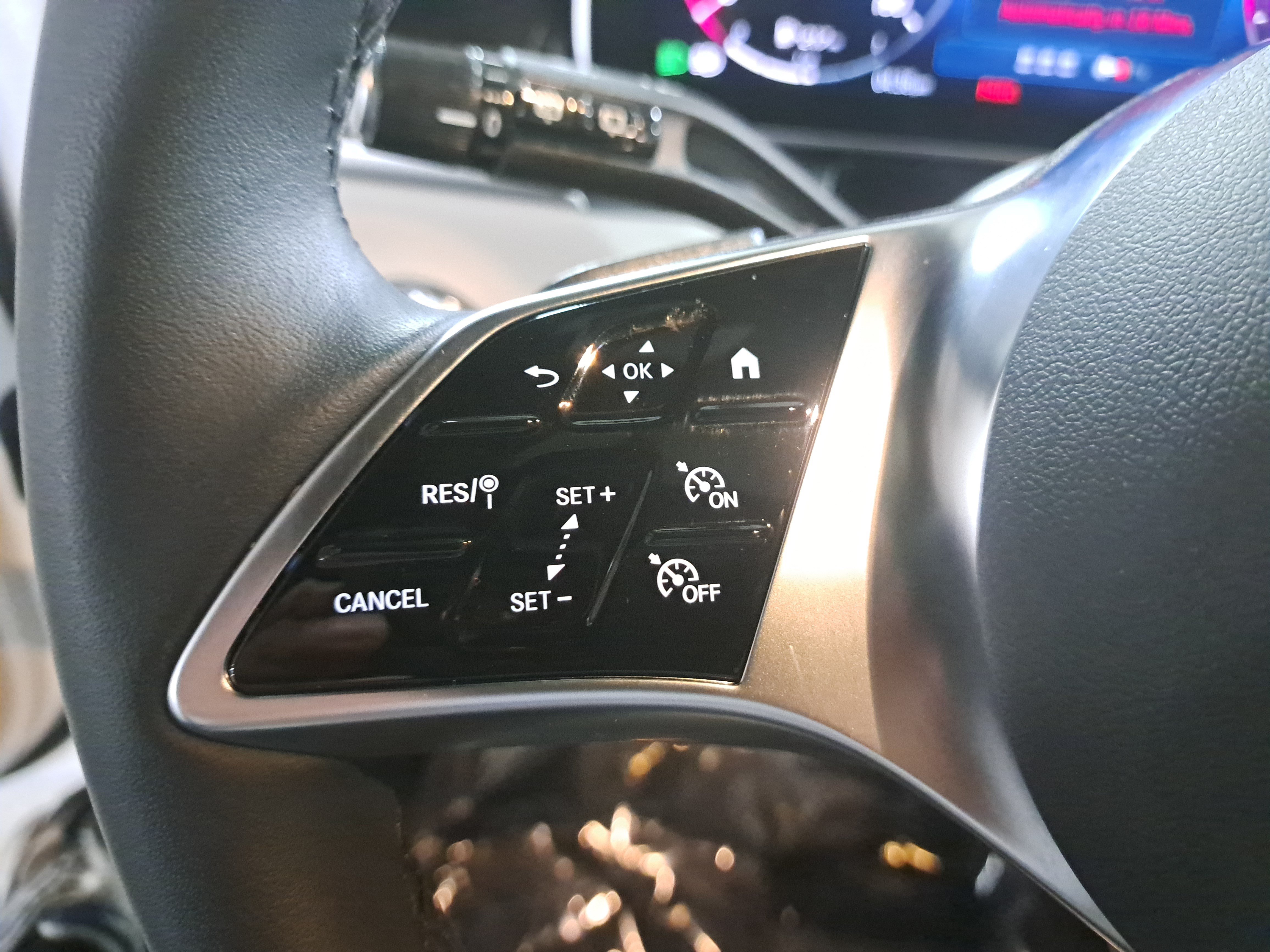 Used 2026 Mercedes-Benz GLC 300 4MATIC image 19