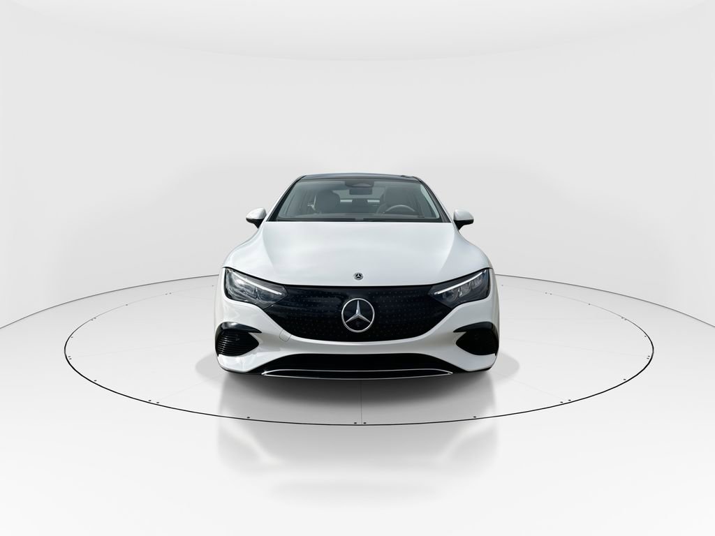 Used 2024 Mercedes-Benz EQE 350+ 4MATIC Sedan image 3