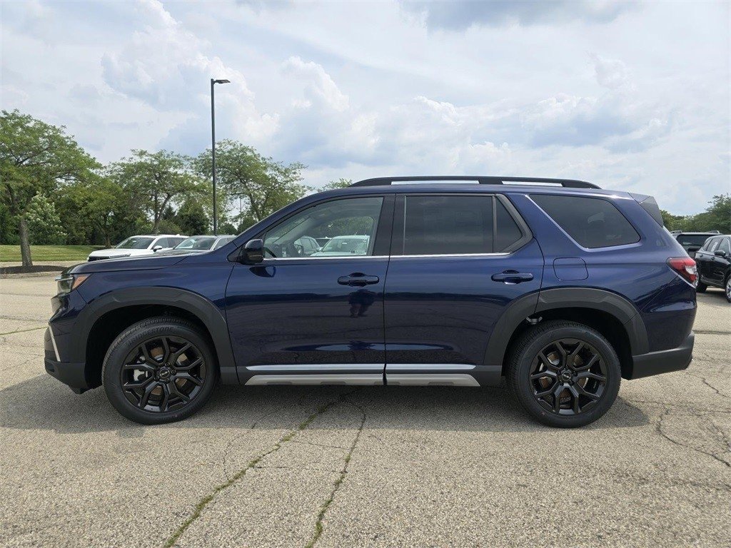 New 2025 Honda Pilot Touring image 14
