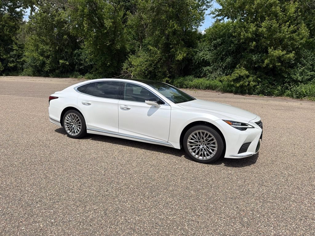 Used 2024 Lexus LS 500 AWD w/ Interior Upgrade Package image 17
