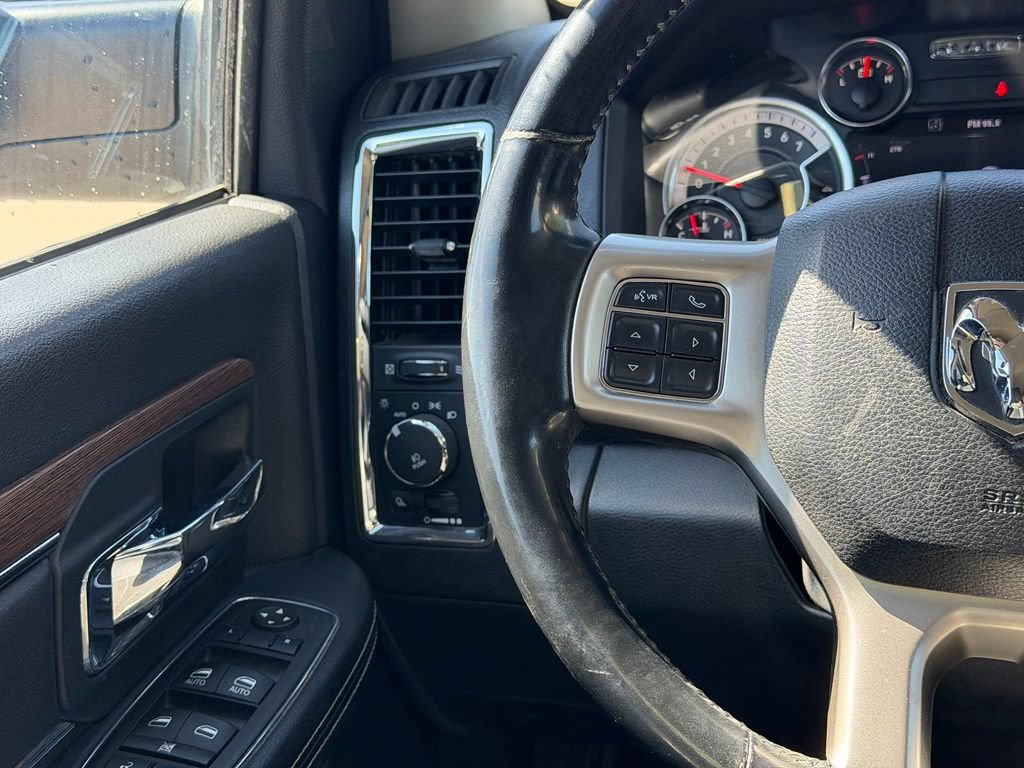 Used 2014 RAM 1500 Laramie w/ Convenience Group AWD/4WD image 10