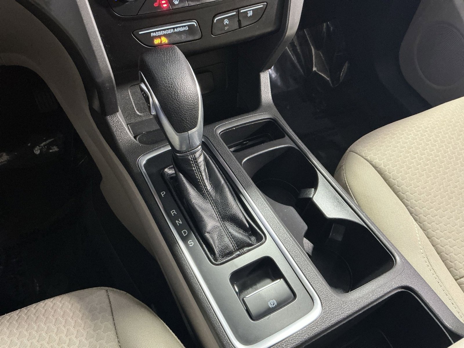 Used 2019 Ford Escape SE image 22