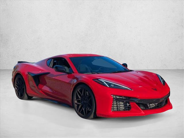 Used 2025 Chevrolet Corvette Z06 RWD image 2