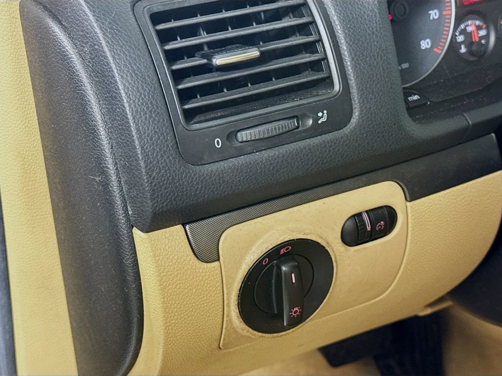 Used 2008 Volkswagen Jetta SEL image 10