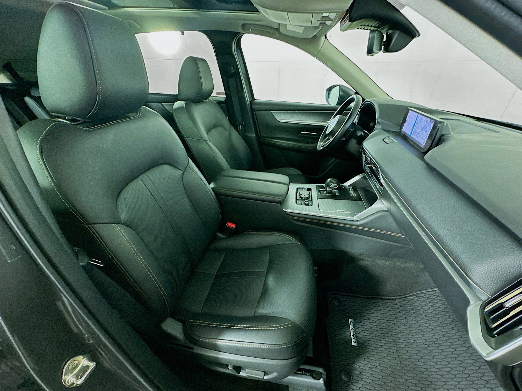 Used 2024 MAZDA CX-90 Plug-In Hybrid w/ Premium Pkg image 34