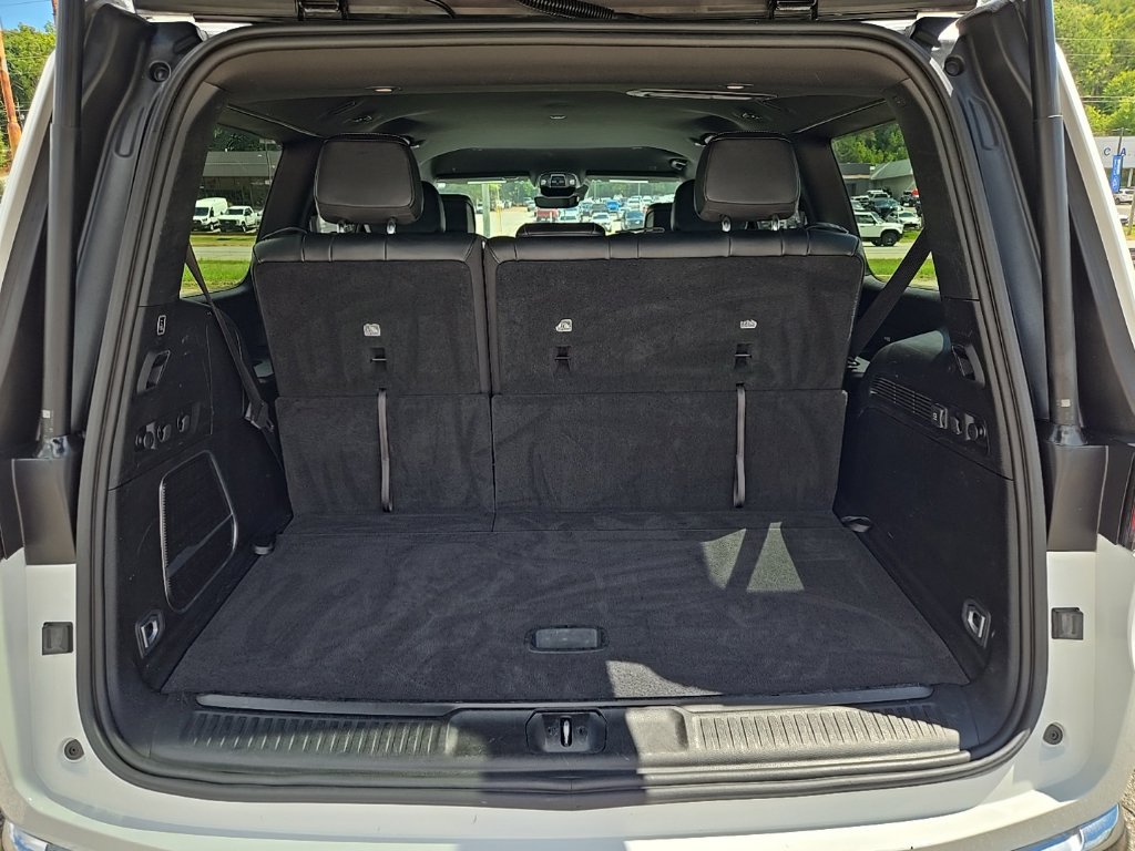 Used 2024 Jeep Wagoneer Series II AWD/4WD image 24