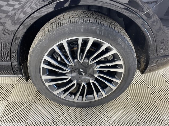 Used 2020 Lincoln Corsair Reserve w/ Equipment Group 201A image 19