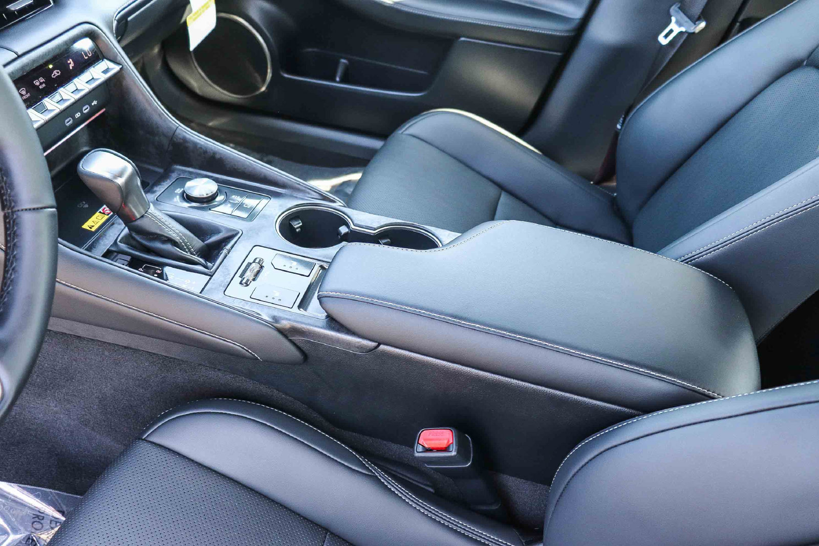 New 2026 Lexus IS 350 F Sport w/ Accessory Package Z1 AWD/4WD image 25