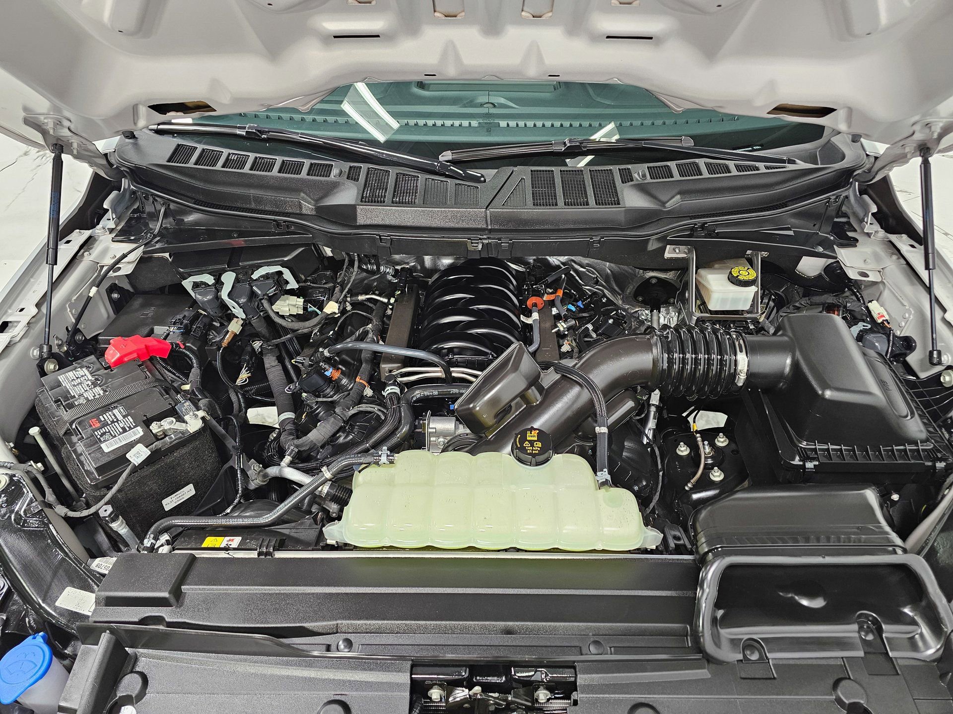 Used 2022 Ford F150 XL w/ Equipment Group 101A High image 5