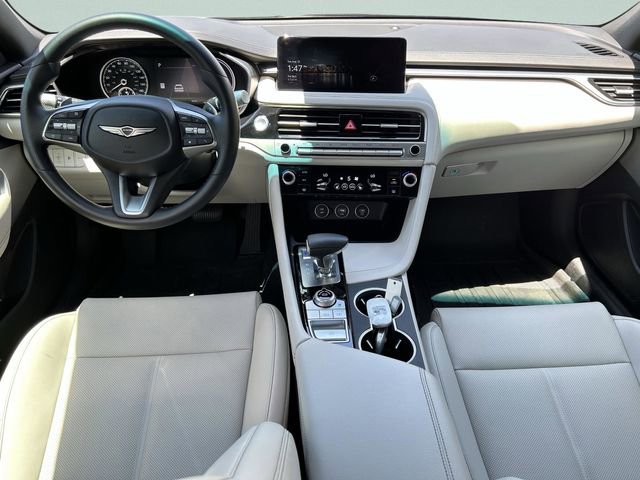 Used 2025 Genesis G70 2.5T RWD image 9
