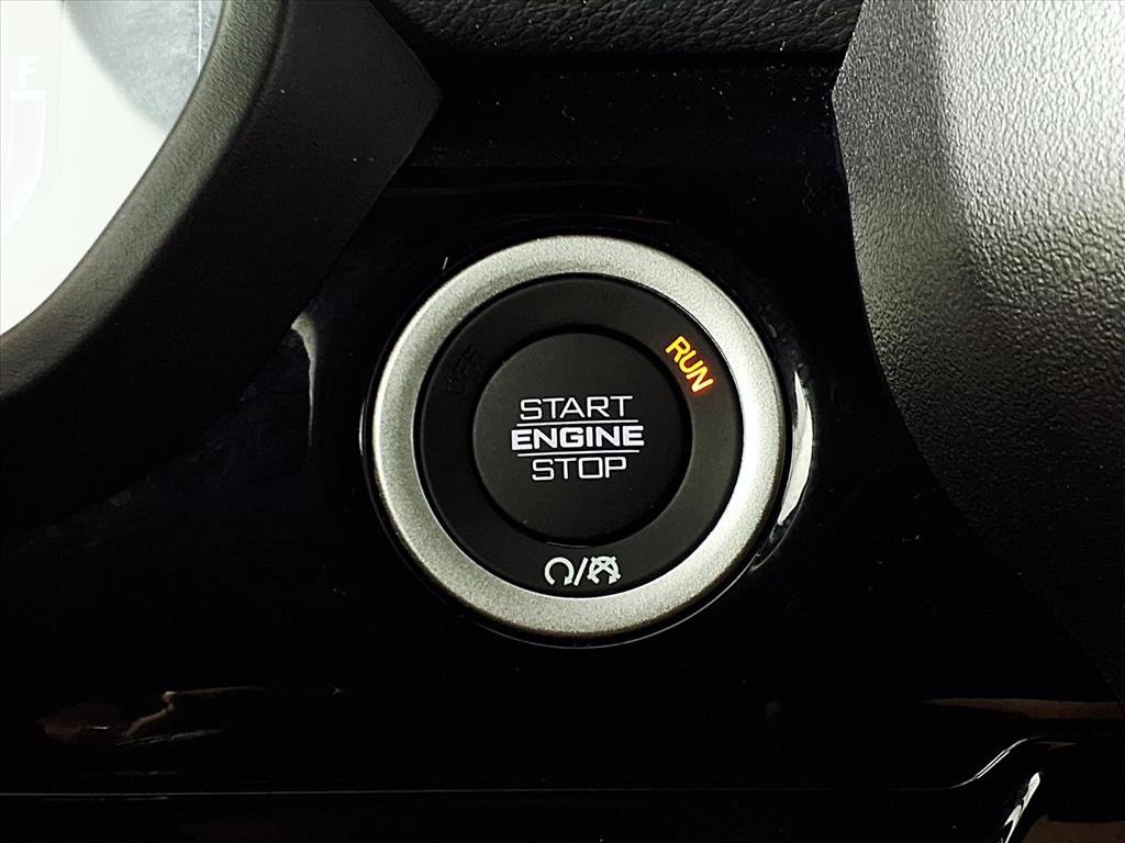 Used 2025 RAM 1500 Laramie w/ Night Edition image 16