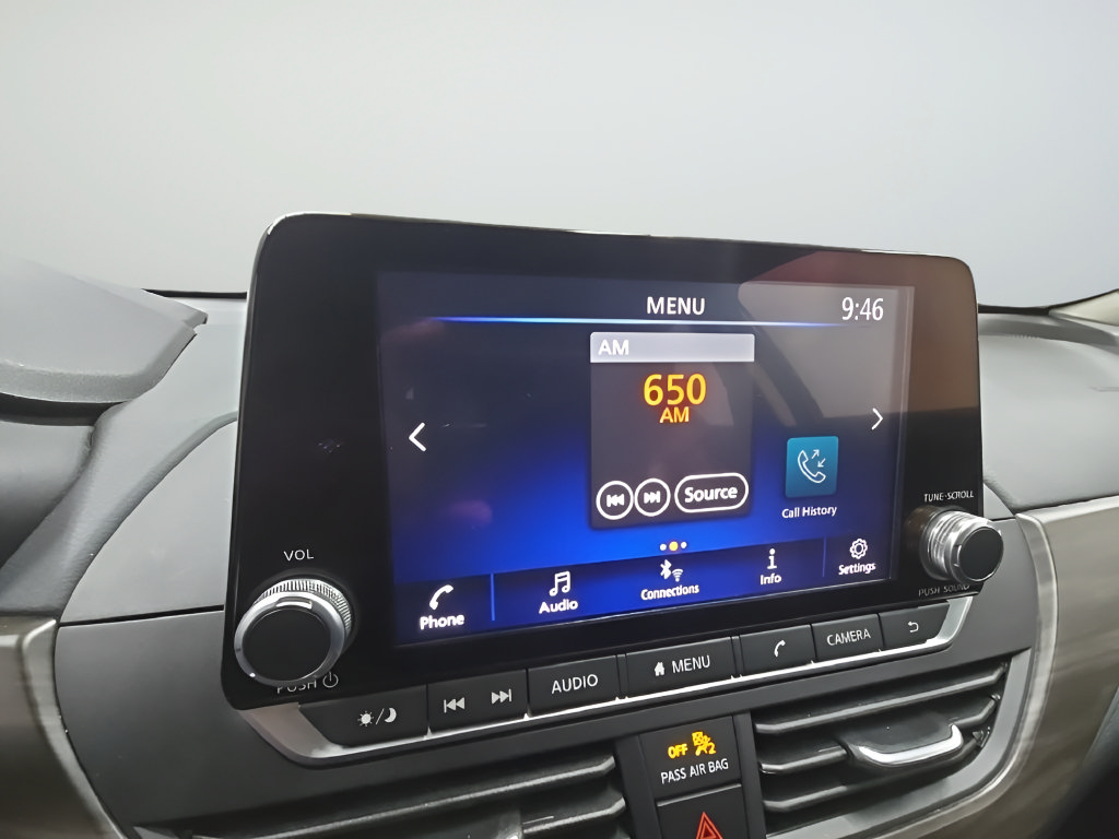 Used 2024 Nissan Altima 2.5 SV FWD image 32