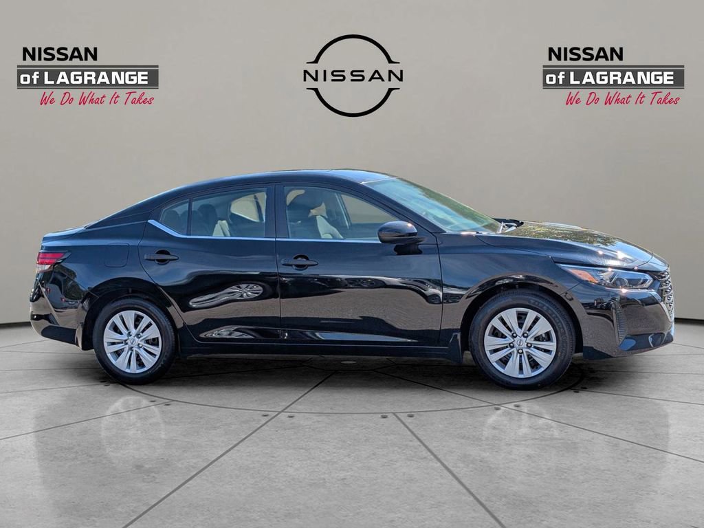 New 2025 Nissan Sentra S image 4