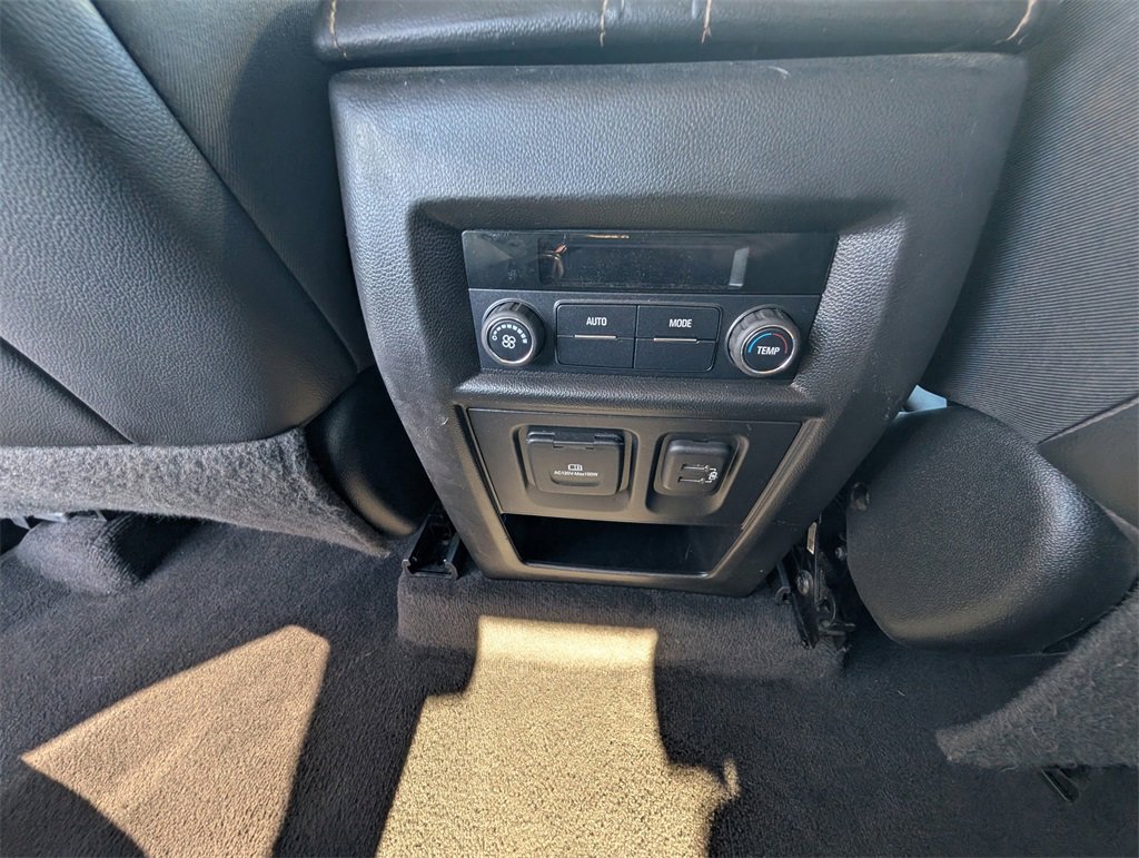 Used 2020 Chevrolet Traverse RS w/ LPO, Cargo Package image 23