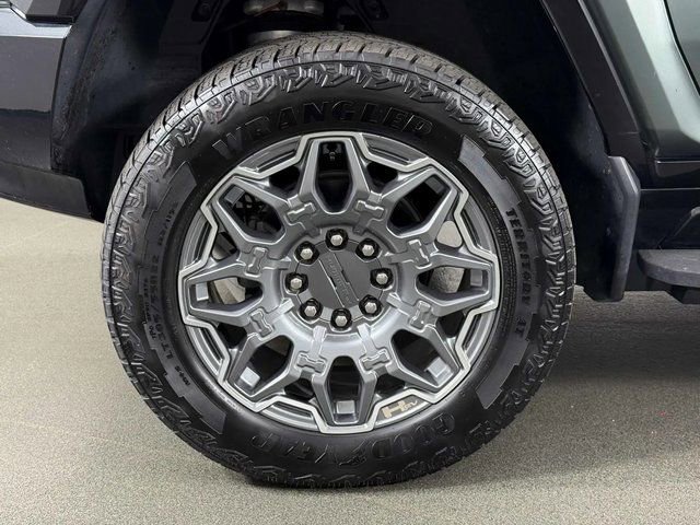 Used 2024 GMC Hummer EV 3X w/ LPO, Illumination Package AWD/4WD image 15