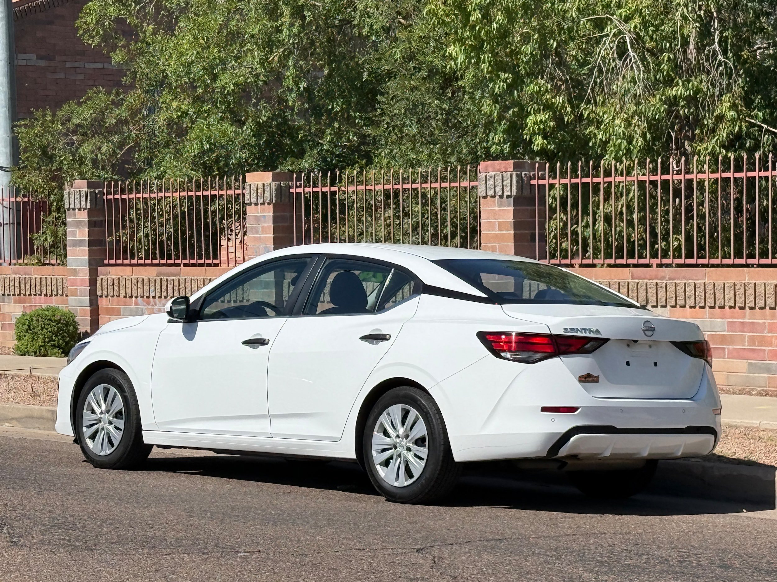 Used 2024 Nissan Sentra S FWD image 4