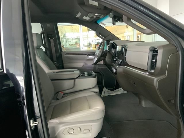 Certified 2025 GMC Sierra 1500 SLT image 15