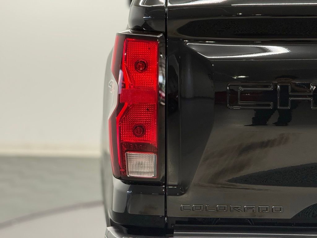 Used 2026 Chevrolet Colorado LT w/ Advanced Trailering Package image 9