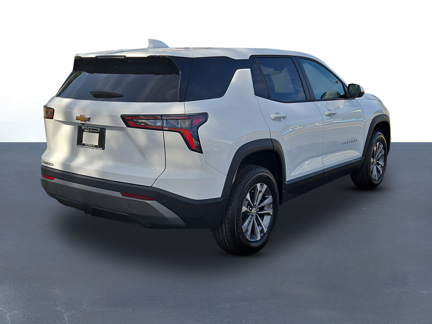 New 2026 Chevrolet Equinox LT w/ Convenience Package II FWD image 5