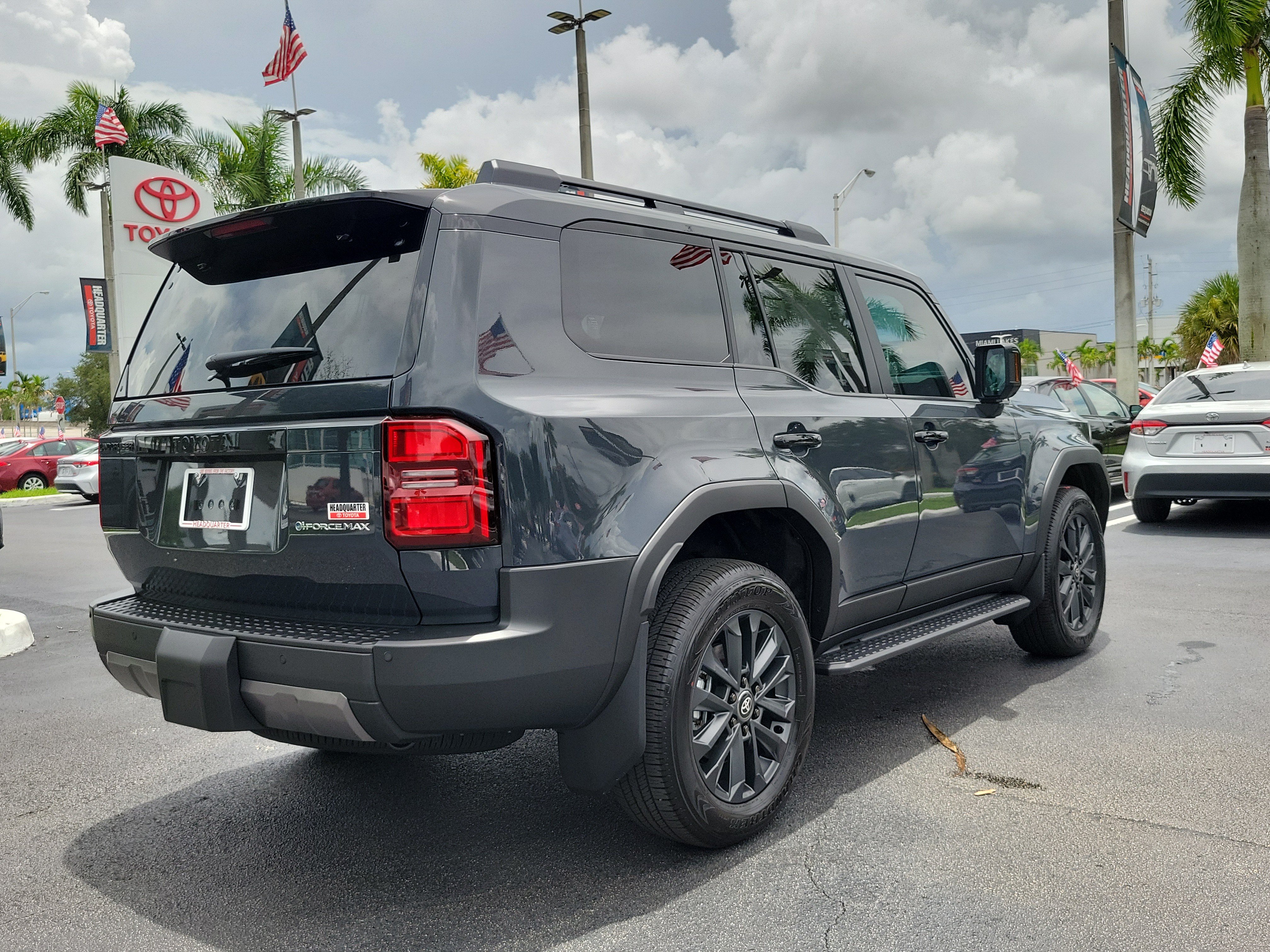 New 2027 Toyota Land Cruiser w/ Premium Package AWD/4WD image 12
