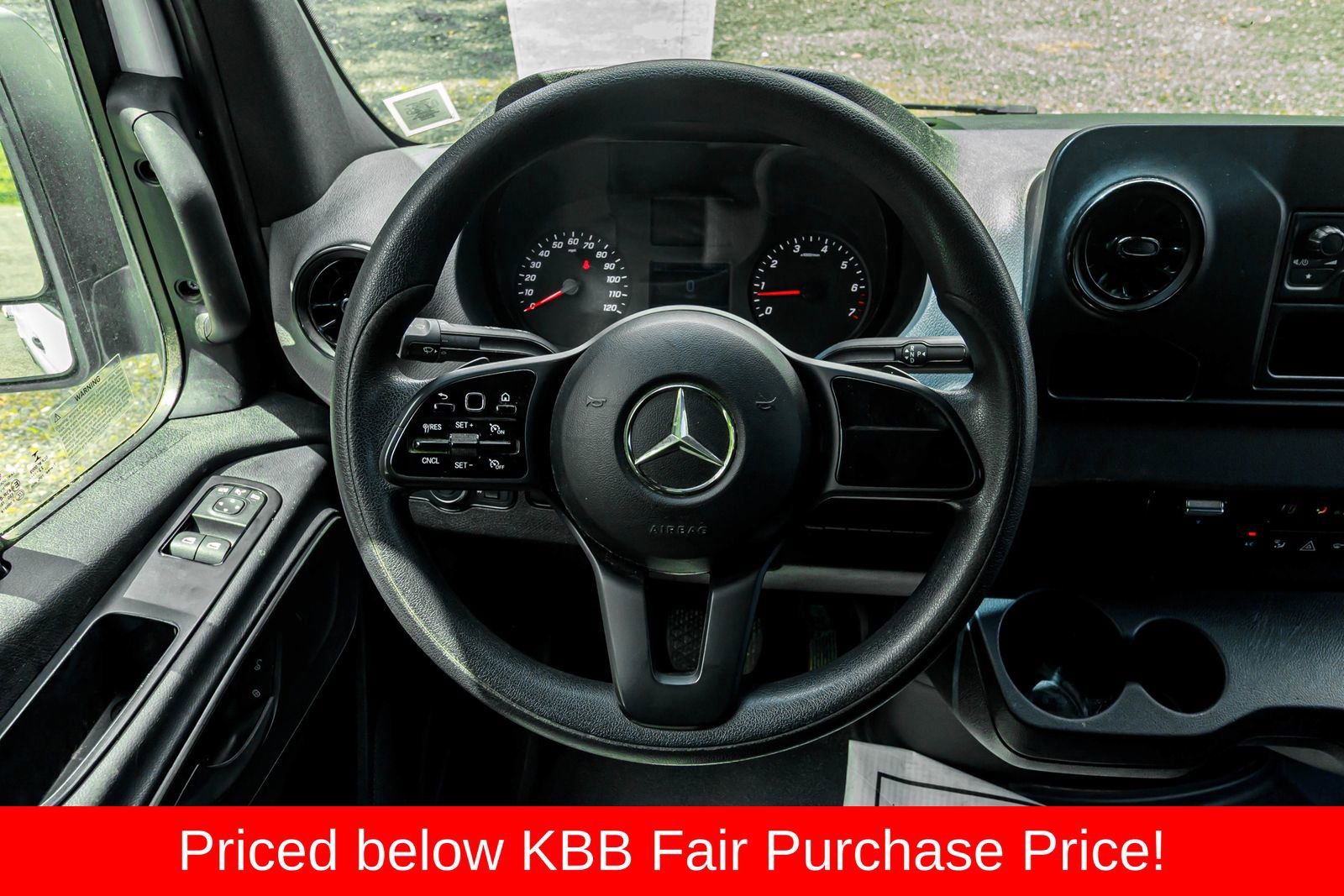 Used 2021 Mercedes-Benz Sprinter 2500 image 16