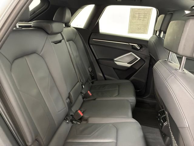 Used 2025 Audi Q3 2.0T Premium AWD/4WD image 16