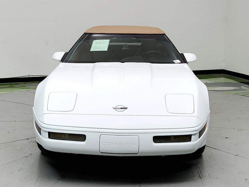 Used 1992 Chevrolet Corvette Convertible RWD image 2